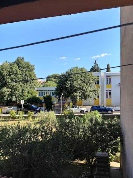 Nice Apartment On Quite Location Near City Center Split Luaran gambar