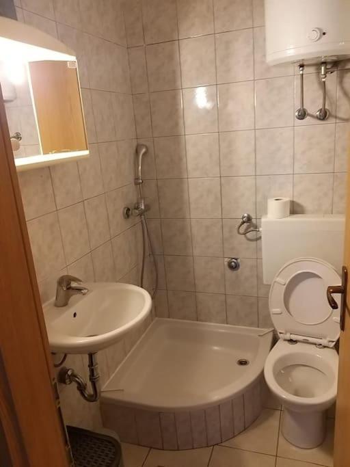 Nice Apartment On Quite Location Near City Center Split Luaran gambar