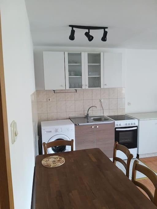 Nice Apartment On Quite Location Near City Center Split Luaran gambar